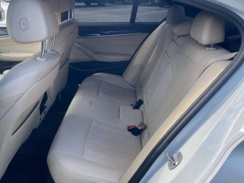 2021 BMW 5 Series 530i