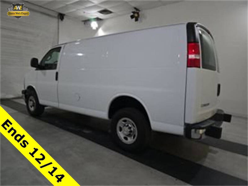 2023 Chevrolet Express 2500