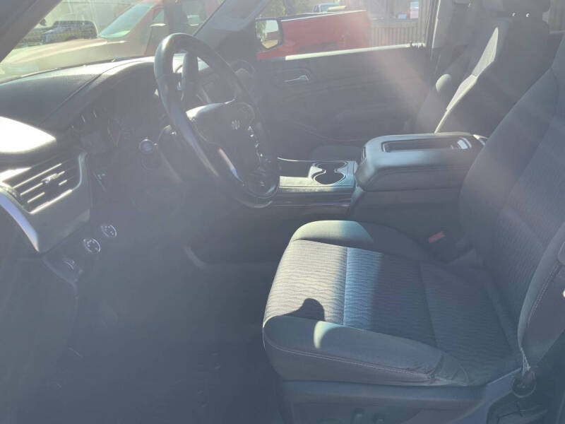 2015 Chevrolet Suburban LS