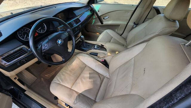 2004 BMW 5 Series 525i