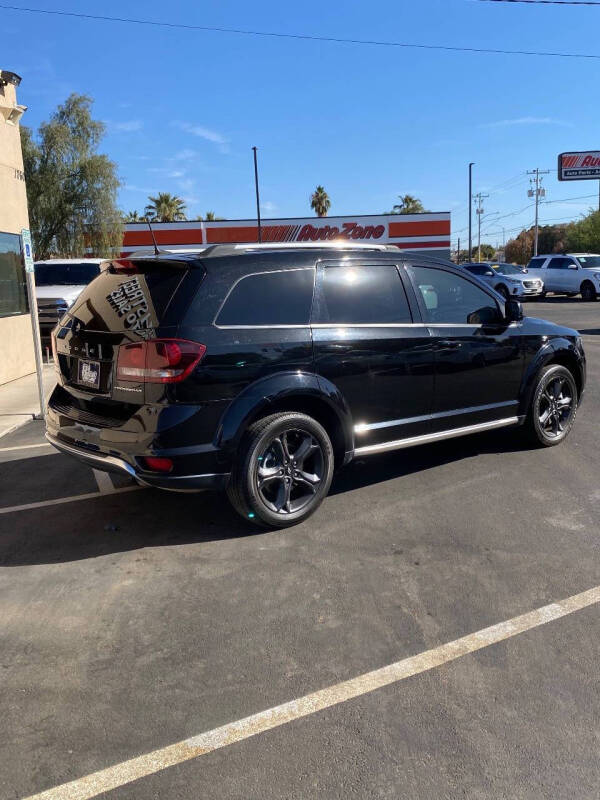 2020 Dodge Journey Crossroad photo 4