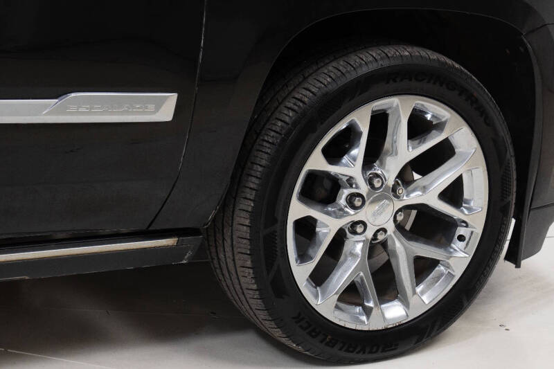 2020 Cadillac Escalade Platinum