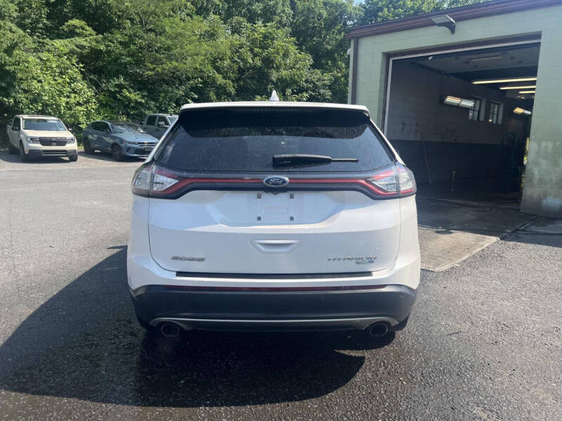 2017 Ford Edge Titanium