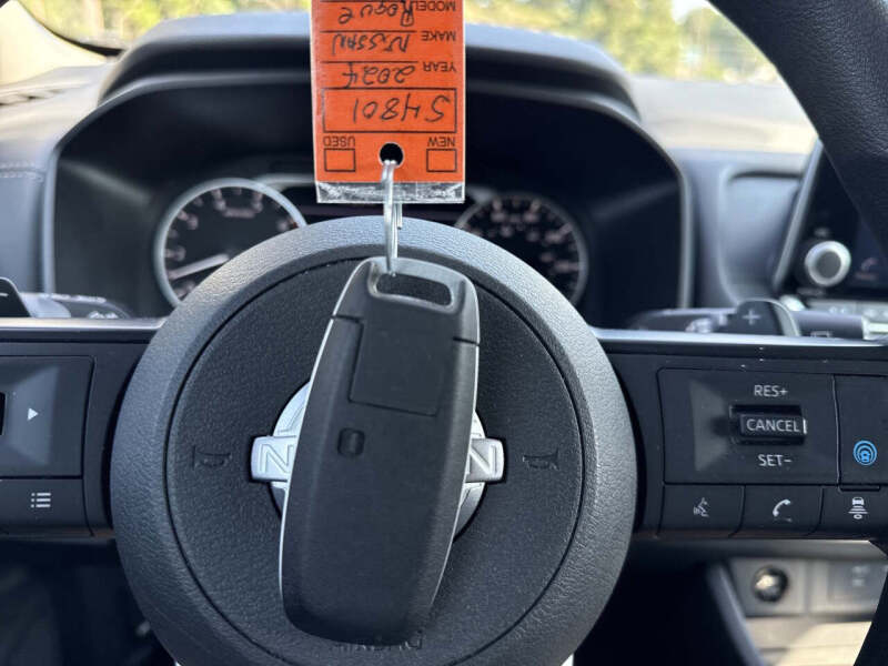 2024 Nissan Rogue SV