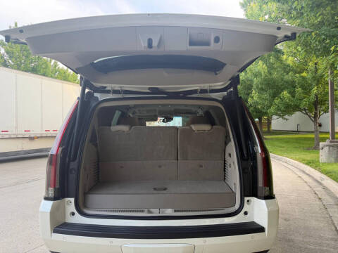 2015 Cadillac Escalade Luxury