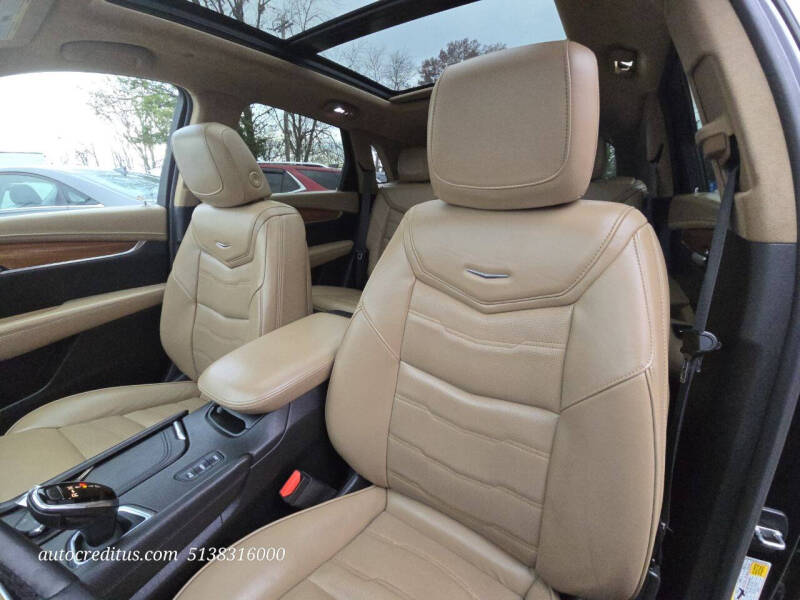 2018 Cadillac XT5 Platinum