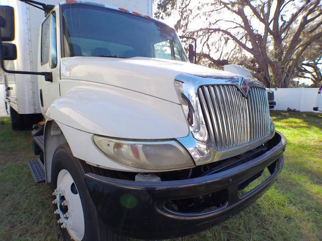 2018 International DuraStar 4300
