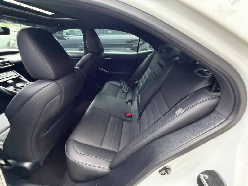 2019 Lexus IS 300