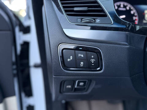 2016 Hyundai Equus Signature