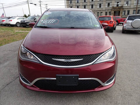 2018 Chrysler Pacifica Touring Plus