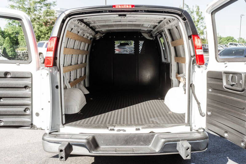 2024 Chevrolet Express 2500