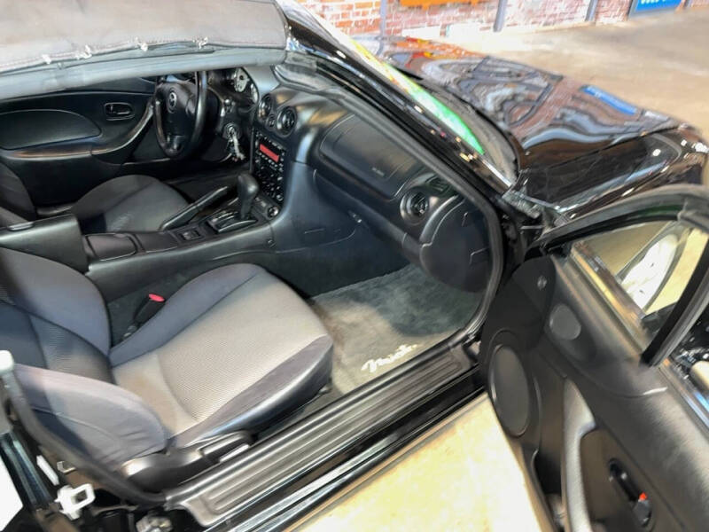 2002 Mazda MX-5 Miata