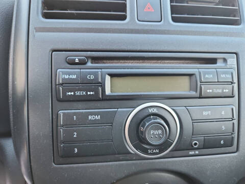 2013 Nissan Versa 1.6 S