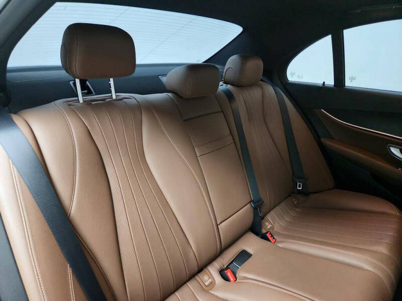 2019 Mercedes-Benz E-Class E 300