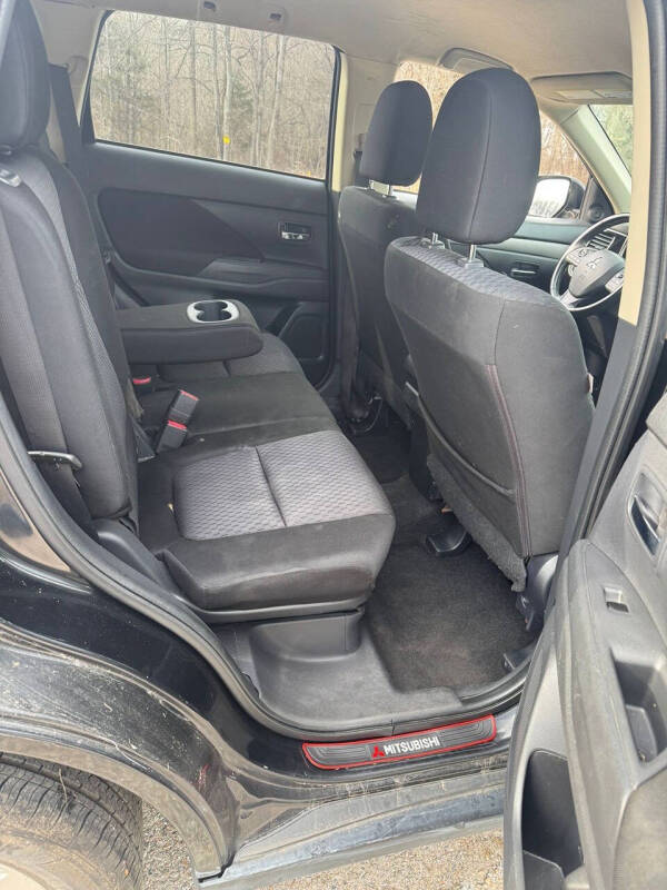 2014 Mitsubishi Outlander SE