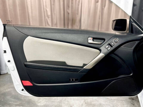 2016 Hyundai Genesis Coupe