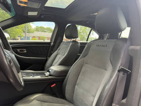 2013 Ford Taurus SHO