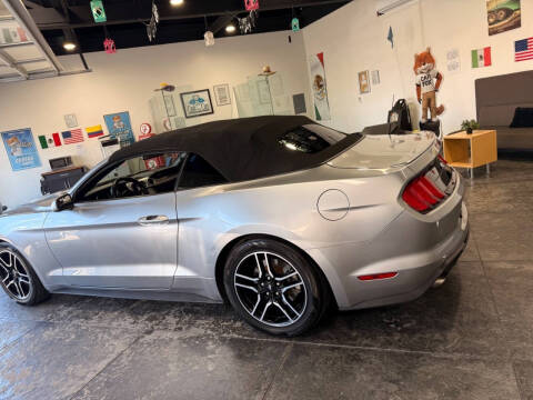 2020 Ford Mustang EcoBoost Premium