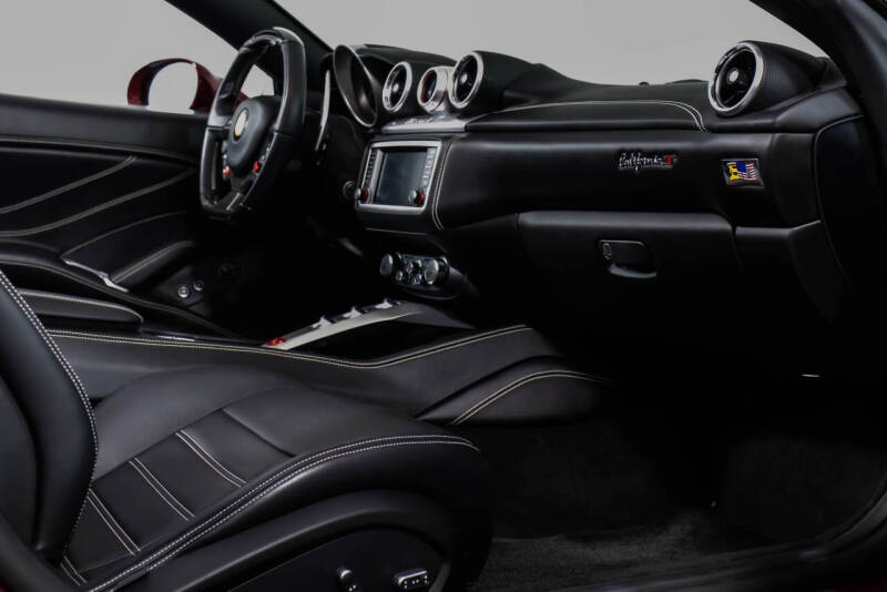 2015 Ferrari California T
