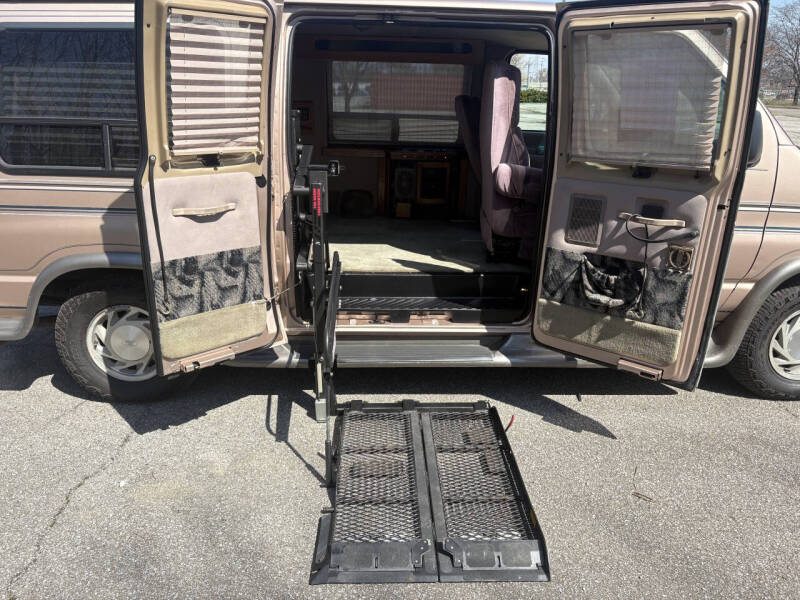 1997 Ford E-Series E-150