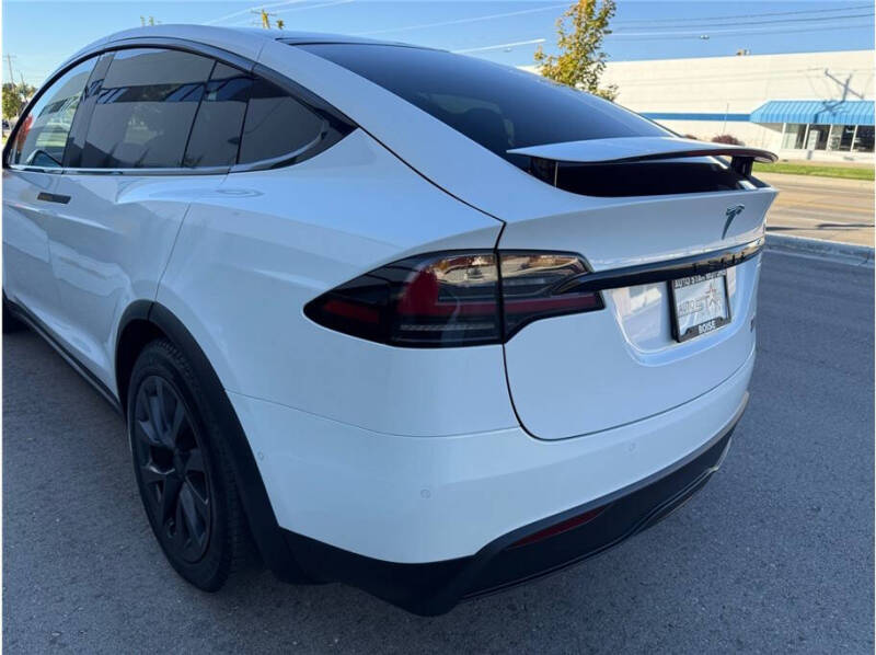 2022 Tesla Model X Plaid