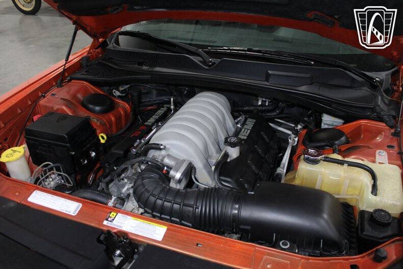 2009 Dodge Challenger SRT8