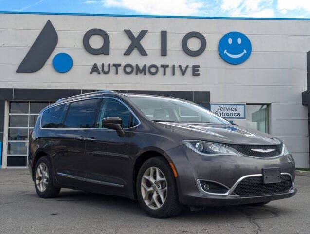 2020 Chrysler Pacifica for sale at Axio Auto Boise in Boise, ID