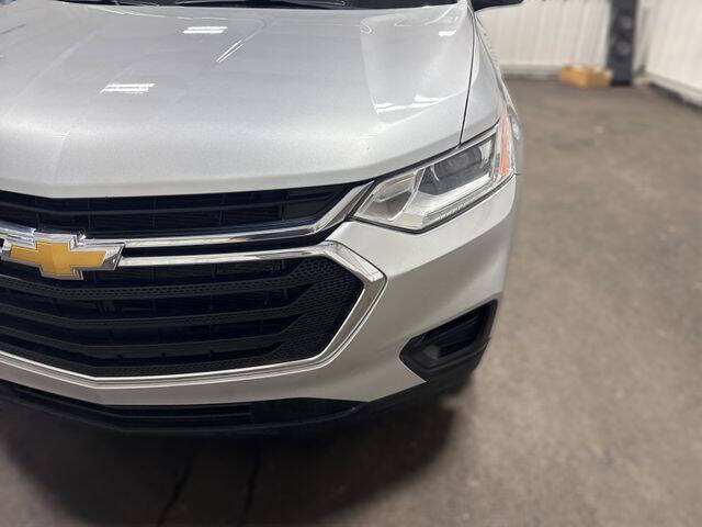 2021 Chevrolet Traverse LS