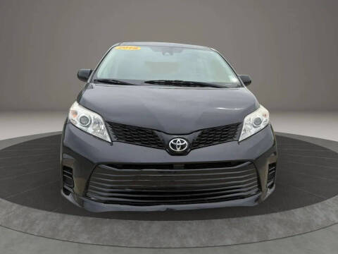 2019 Toyota Sienna L 7-Passenger