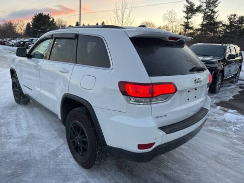 2020 Jeep Grand Cherokee Laredo E