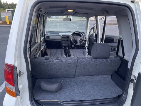 2000 Mitsubishi TOPPO BJ-R