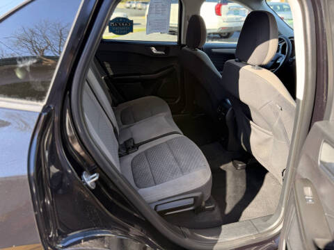 2021 Ford Escape Hybrid SE