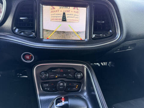 2016 Dodge Challenger SRT 392