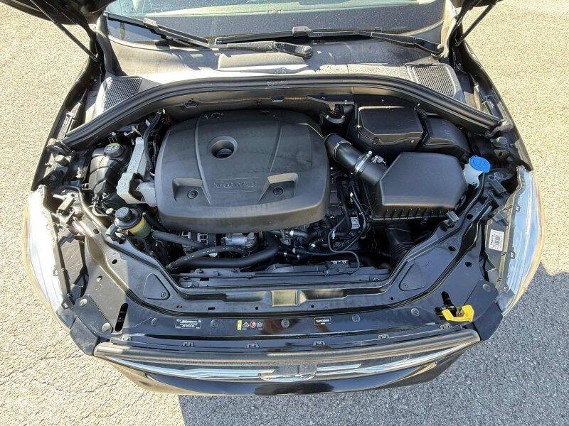 2016 Volvo XC60 T5 Drive-E Premier