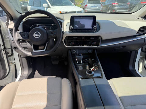 2021 Nissan Rogue SV