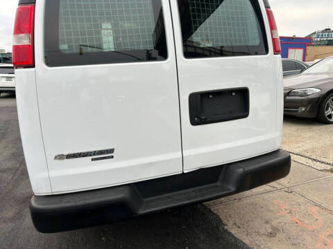 2016 Chevrolet Express 2500