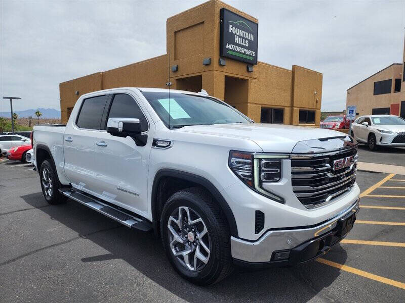 2024 GMC Sierra 1500 SLT