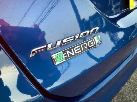 2018 Ford Fusion Energi SE Luxury
