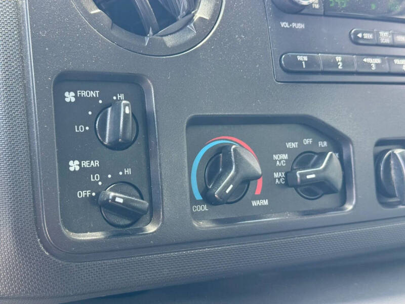 2012 Ford E-Series