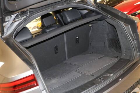 2020 Jaguar E-PACE P250 SE