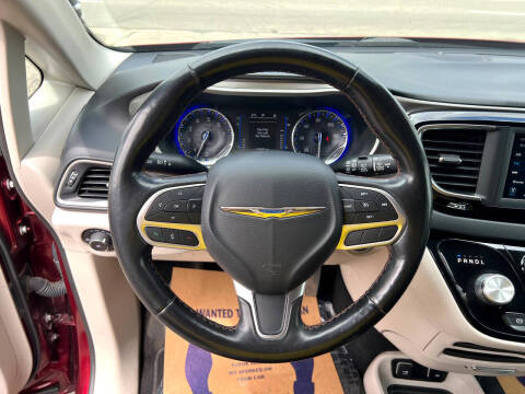 2020 Chrysler Pacifica Touring L