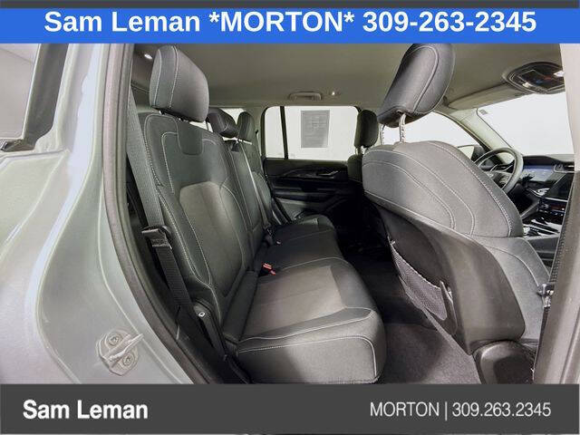 2023 Jeep Grand Cherokee Laredo