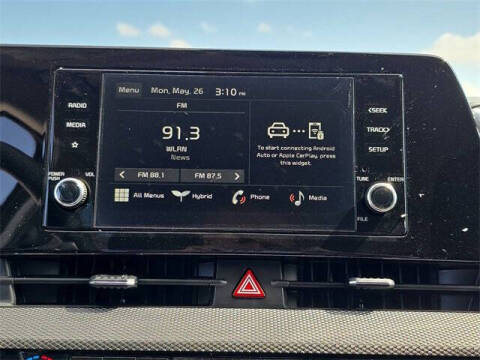 2025 Kia Sportage Hybrid LX