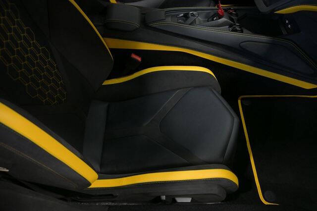 2024 Lamborghini Revuelto