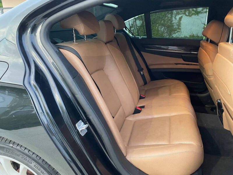 2013 BMW 7 Series 740i