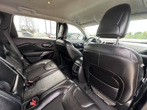 2019 Jeep Cherokee Latitude Plus