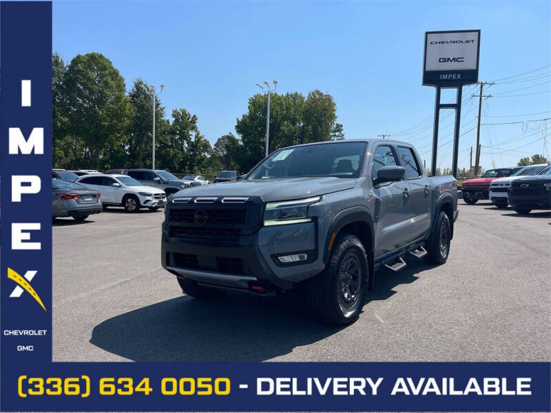 2025 Nissan Frontier PRO-4X's photo