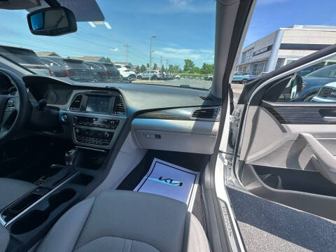 2017 Hyundai Sonata Hybrid