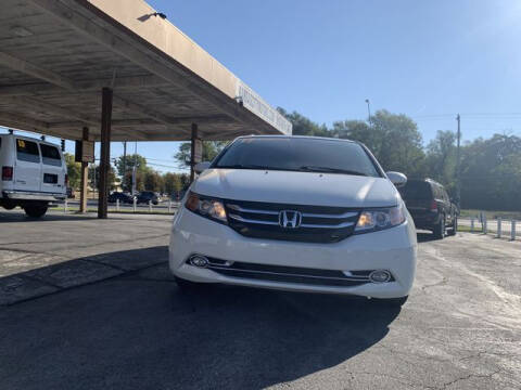 2017 Honda Odyssey for sale at Kansas City Motors in Kansas City MO