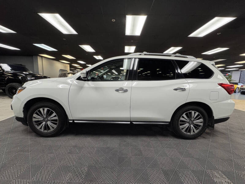 2019 Nissan Pathfinder S